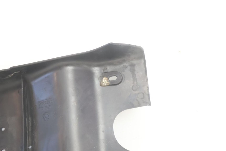 photo de SOTTOPEDANA PIAGGIO MP3 500 (2011 - 2015) - Altra vista dell'articolo