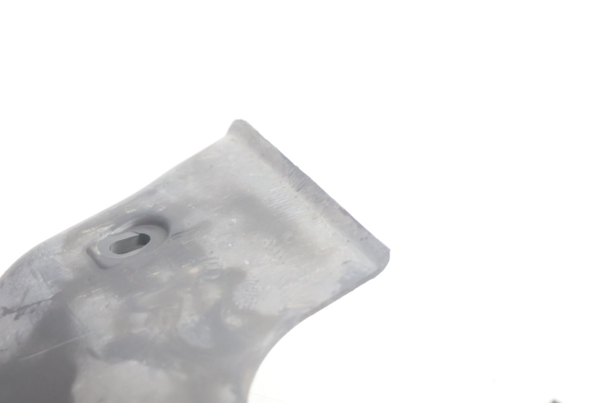 photo de SOTTOPEDANA PIAGGIO MP3 500 (2011 - 2015) - Zoom sullo stato d'uso