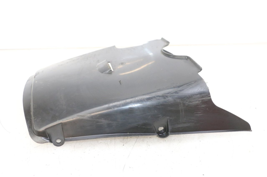 photo de SOTTOPEDANA PEUGEOT BELVILLE 125 (2017 - 2021) - Zoom sullo stato d'uso