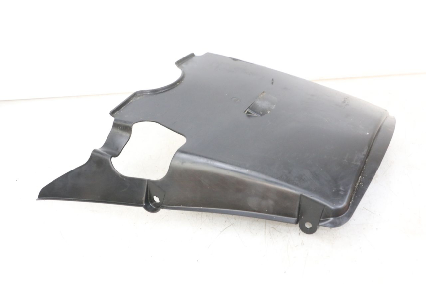 photo de SOTTOPEDANA PEUGEOT BELVILLE 125 (2017 - 2021) - Primo piano tecnico