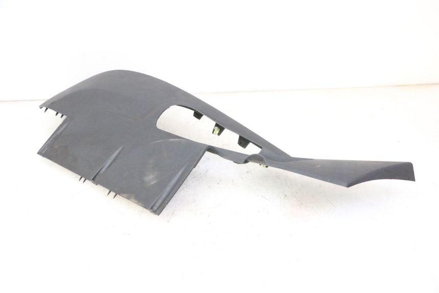 photo de SOTTOPEDANA PEUGEOT SATELIS 125 (2013 - 2018) - Primo piano tecnico