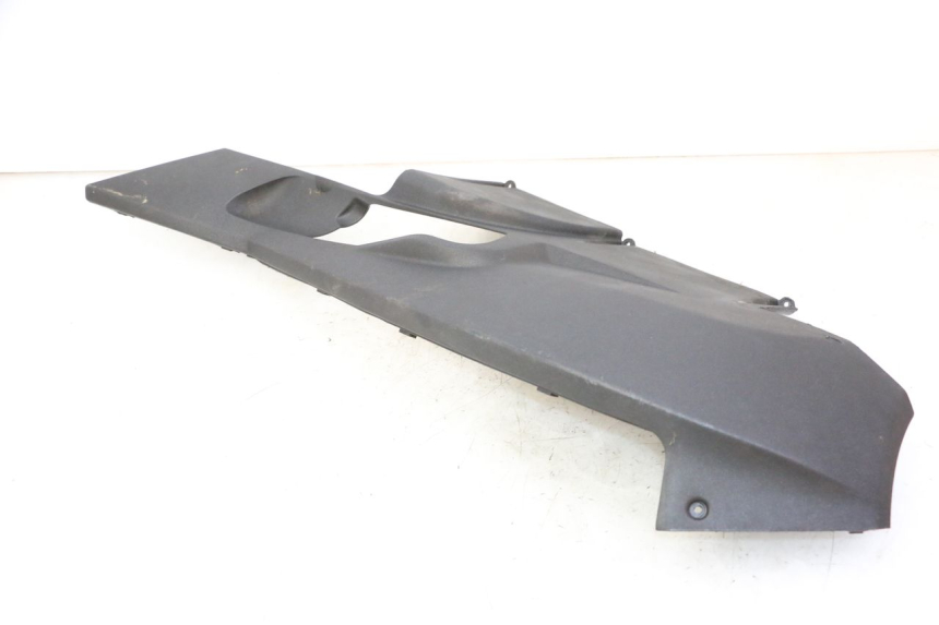 photo de SOTTOPEDANA PEUGEOT SATELIS 125 (2013 - 2018) - Dettagli dei punti di fissaggio