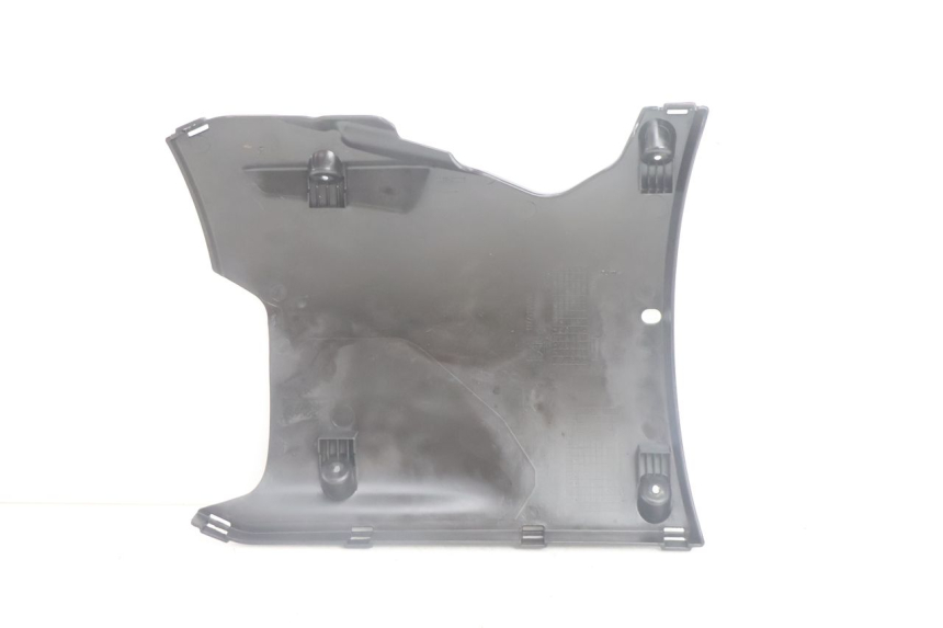 photo de SOTTOPEDANA PEUGEOT STREETZONE NAKED 2T 50 (2014 - 2018) - Primo piano tecnico