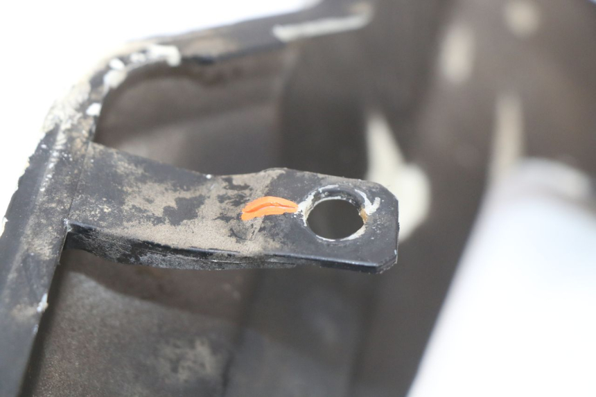 photo de SOTTOCARRO PEUGEOT VIVACITY NEW 4T 50 (2008 - 2017) - Primo piano tecnico