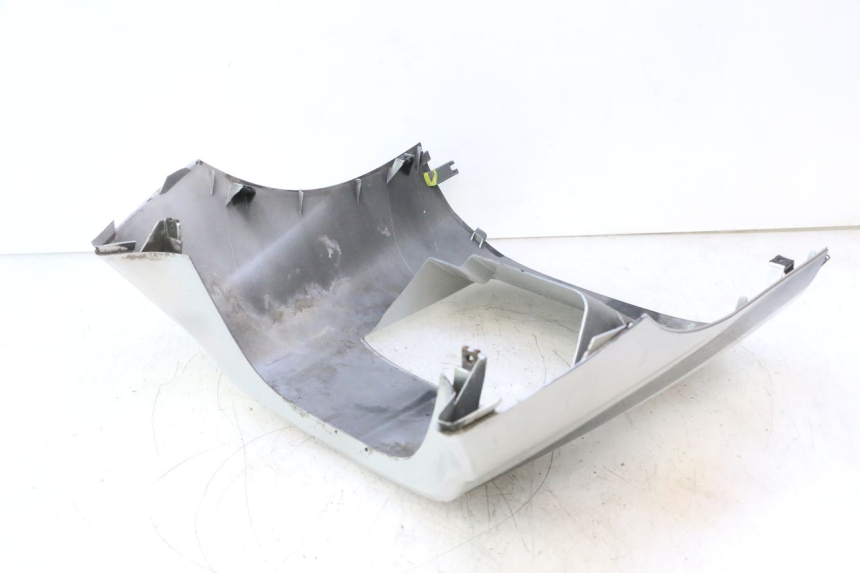 photo de FIANCHETTI INFERIORE YAMAHA YP MAJESTY 125 (2002 - 2006) - Dettagli dei punti di fissaggio