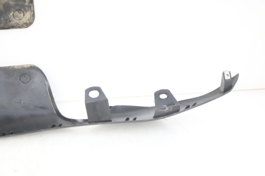 photo de FIANCHETTI INFERIORE PIAGGIO ZIP 4T 50 (2018 - 2020) - Marcature e riferimenti originali