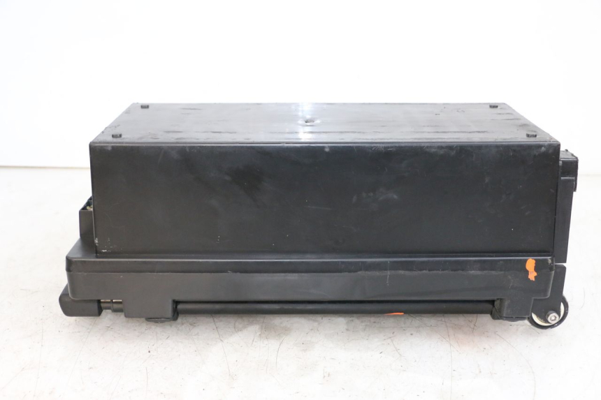 photo de BATTERIA E-MAX 80L 1 (2011 - 2014) - Marcature e riferimenti originali