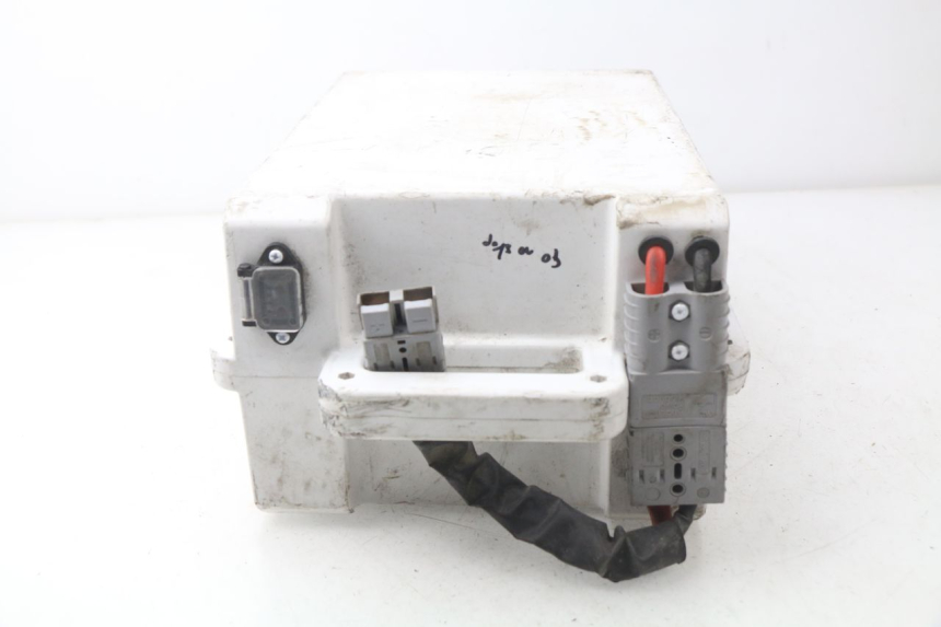 photo de BATTERIA ERIDER CARGO 1 (2009 - 2018) - Dettagli dei punti di fissaggio