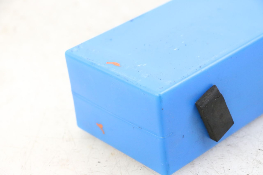 photo de BATTERIA URBANGLIDE E-CROSS PRO 1 - Dettagli dei punti di fissaggio