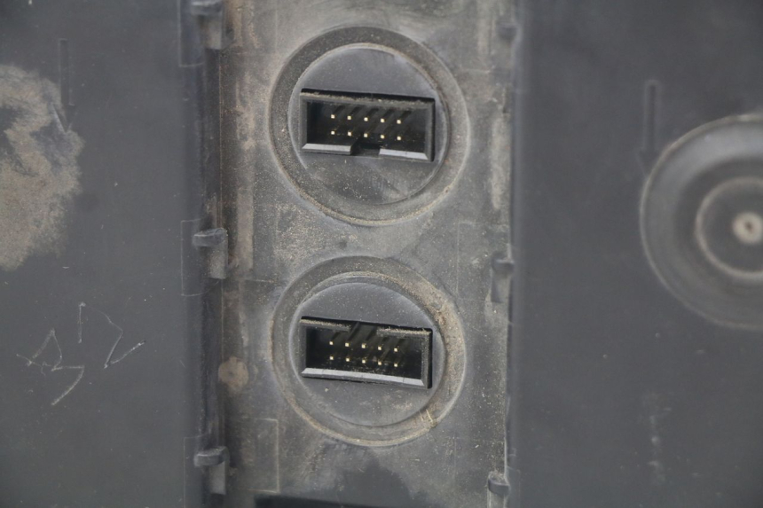 photo de BATTERIA PEUGEOT E-VIVACITY 1 (2012 - 2018) - Zoom sullo stato d'uso