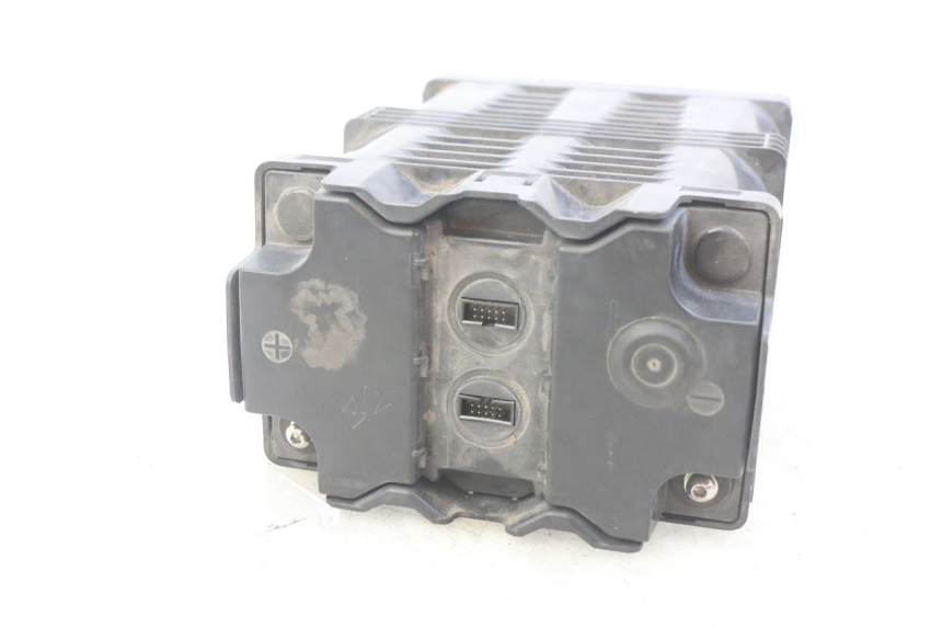 photo de BATTERIA PEUGEOT E-VIVACITY 1 (2012 - 2018) - Altra angolazione