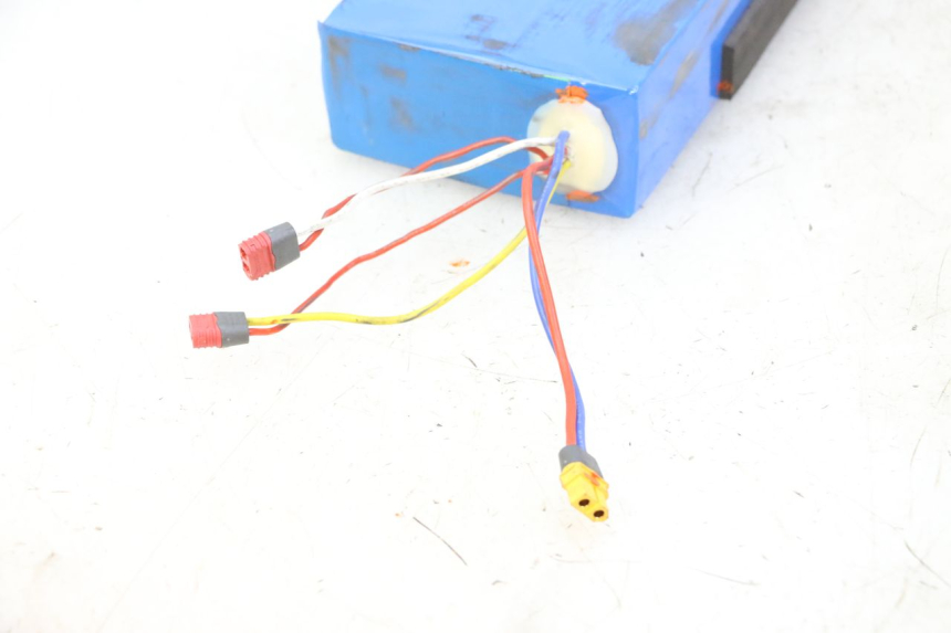 photo de BATTERIA HERO S10 1 - Altra angolazione