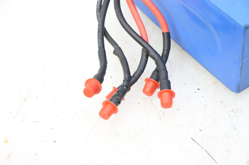 photo de BATTERIA DUALTRON VICTOR LIMITED 1 - Angolazione alternativa