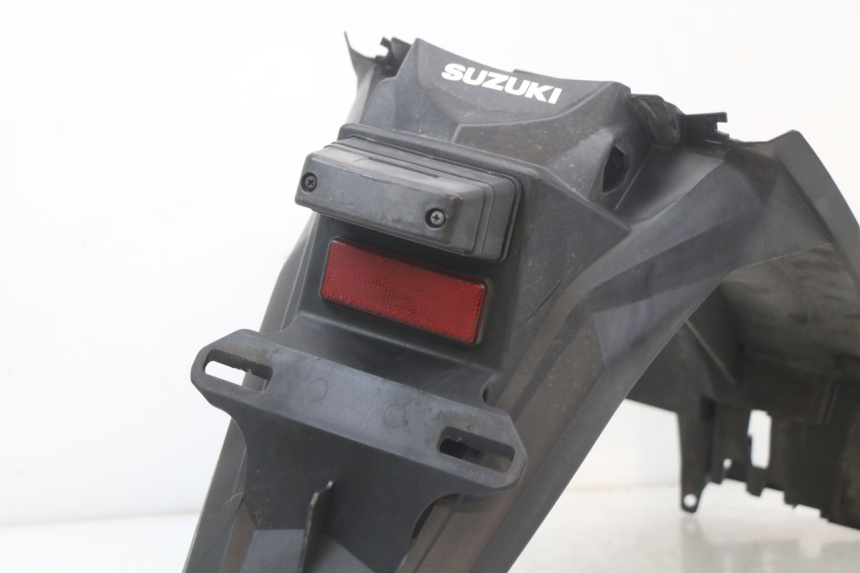 photo de PARAFANGO POSTERIORE SUZUKI ADDRESS 110 (2015 - 2020) - Zoom sullo stato d'uso