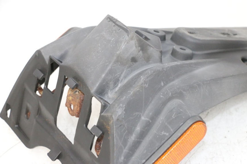 photo de PARAFANGO POSTERIORE KYMCO AGILITY CITY 4T 50 (2008 - 2016) - Primo piano tecnico