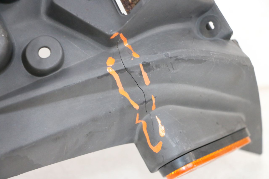 photo de PARAFANGO POSTERIORE KYMCO AGILITY CITY 4T 50 (2008 - 2016) - Stato della superficie e materiale