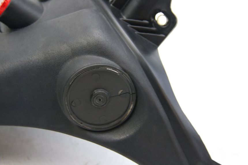 photo de PARAFANGO POSTERIORE DERBI BOULEVARD 50 (2009 - 2006) - Marcature e riferimenti originali