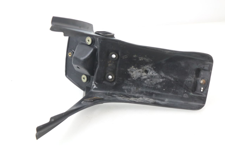 photo de Parafango posteriore HONDA CG 125 (1996 - 1998) - Zoom sullo stato d'uso