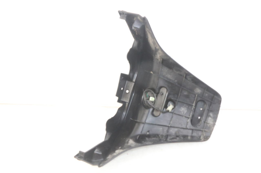 photo de PARAFANGO POSTERIORE PEUGEOT CITYSTAR 2T 50 (2018 - 2021) - Zoom sullo stato d'uso