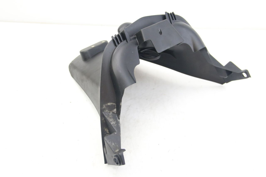 photo de PARAFANGO POSTERIORE PEUGEOT CITYSTAR 125 (2011 - 2017) - Dettaglio del componente