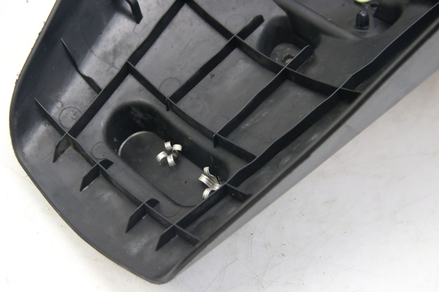 photo de PARAFANGO POSTERIORE PEUGEOT CITYSTAR 125 (2011 - 2017) - Ispezione visiva dettagliata