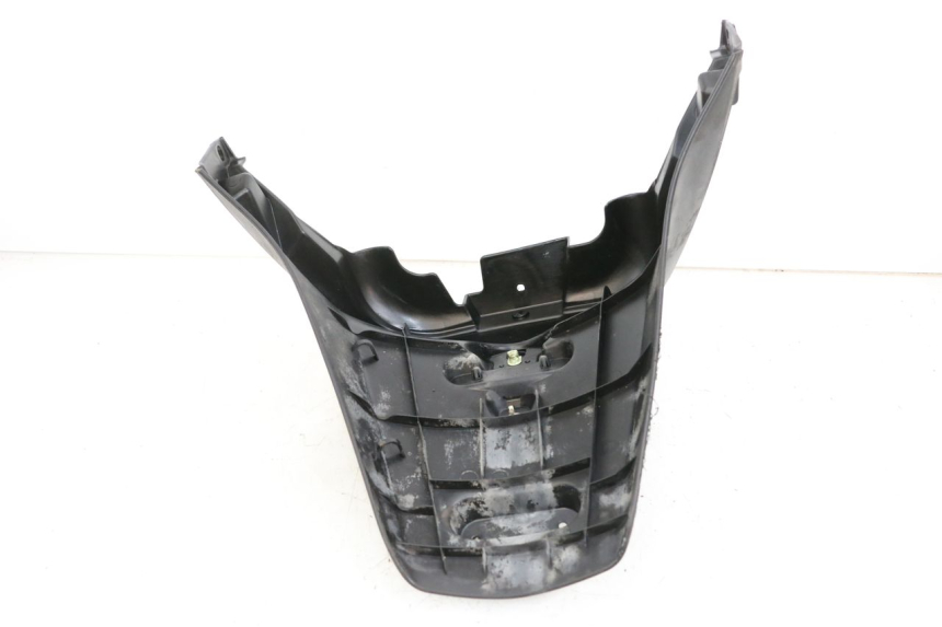 photo de PARAFANGO POSTERIORE PEUGEOT CITYSTAR 50 (2013 - 2017) - Zoom sullo stato d'uso