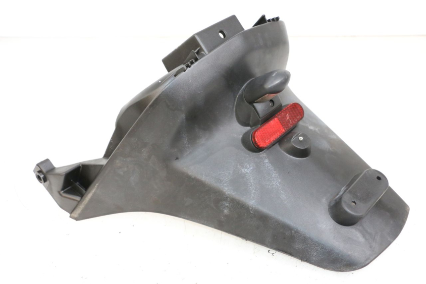 photo de PARAFANGO POSTERIORE PEUGEOT CITYSTAR 50 (2013 - 2017) - Primo piano tecnico