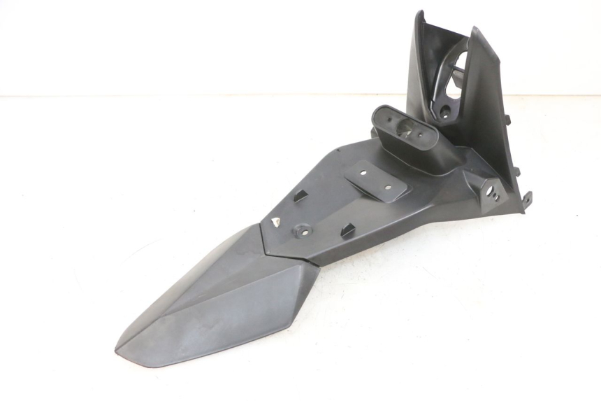 photo de PARAFANGO POSTERIORE KSR CODE 125 (2018 - 2020) - Dettagli dei punti di fissaggio