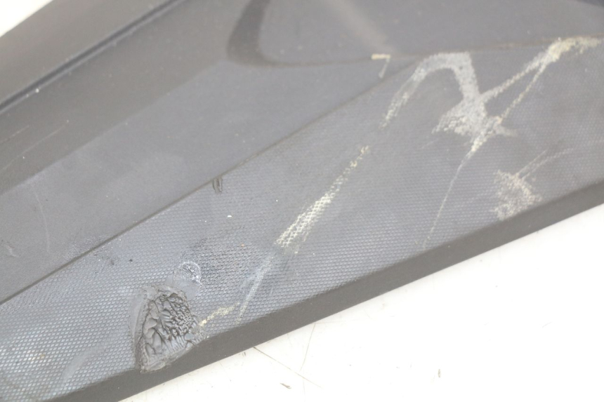 photo de PARAFANGO POSTERIORE SYM CROX 4T 50 (2016 - 2023) - Altra angolazione