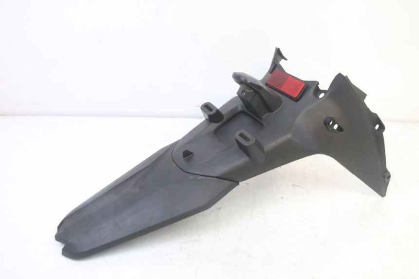 photo de PARAFANGO POSTERIORE SYM CROX 4T 50 (2016 - 2023) - Altra angolazione