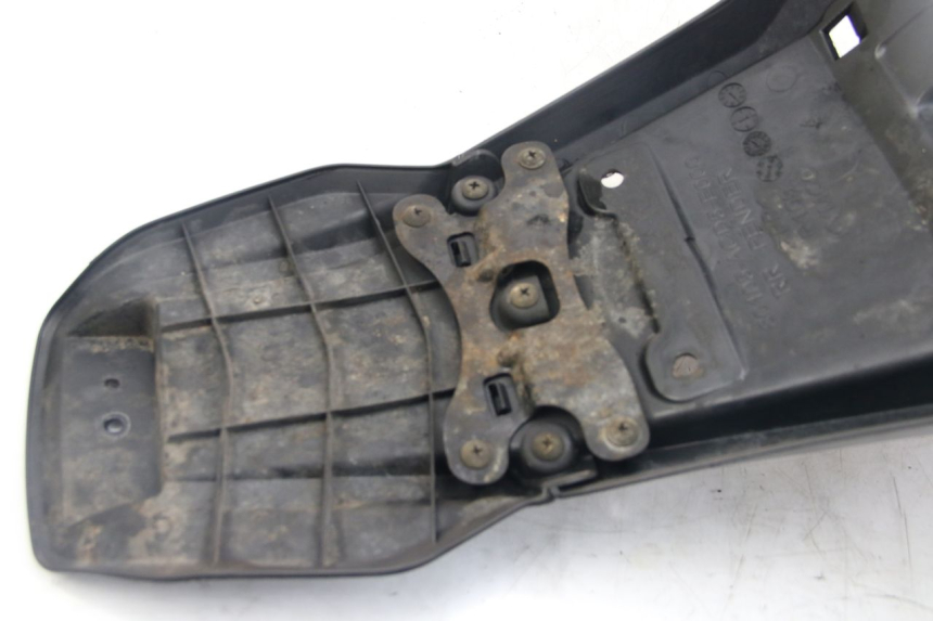 photo de PARAFANGO POSTERIORE KYMCO DOWNTOWN ABS 125 (2015 - 2017) - Stato della superficie e materiale