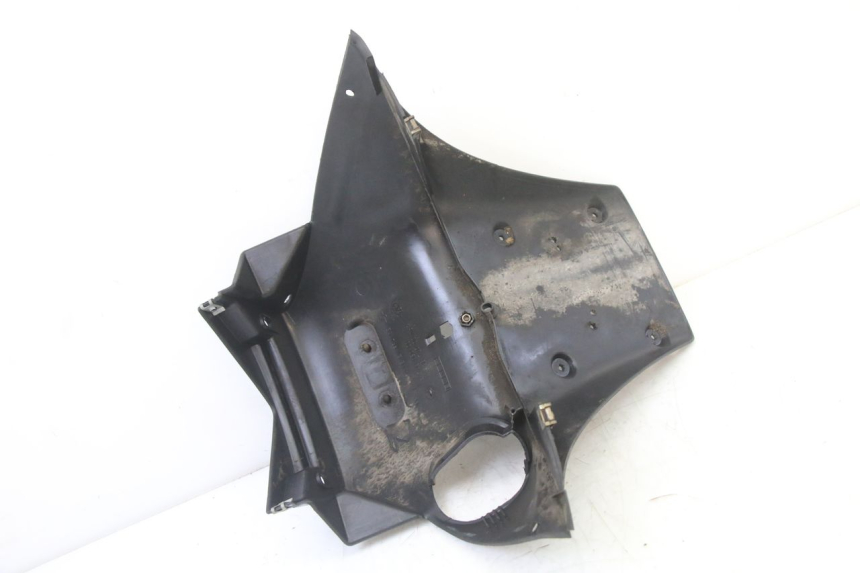 photo de PARAFANGO POSTERIORE PEUGEOT ELYSEO 125 (1999 - 2004) - Dettagli dei punti di fissaggio