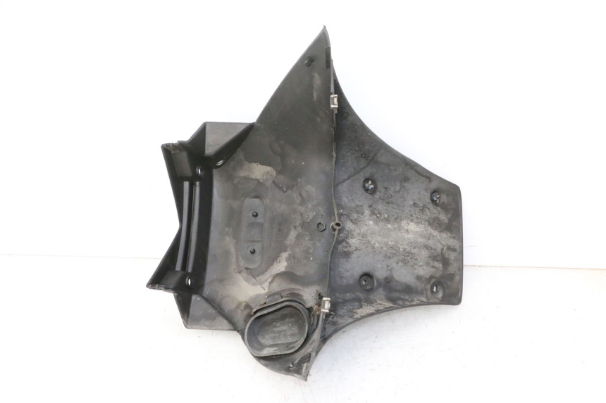 photo de PARAFANGO POSTERIORE PEUGEOT ELYSTAR 50 (2002 - 2014) - Zoom sullo stato d'uso