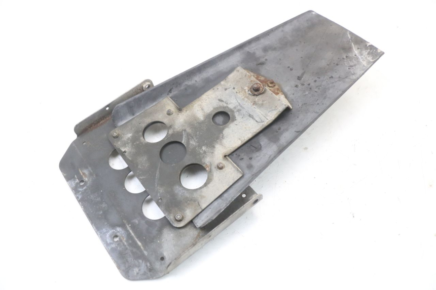 photo de PARAFANGO POSTERIORE YAMAHA FJR ABS 1300 (2006 - 2012) - Dettagli dei punti di fissaggio