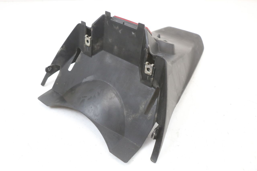 photo de PARAFANGO POSTERIORE HONDA FJS SILVER WING SILVERWING 400 (2005 - 2008) - Primo piano tecnico