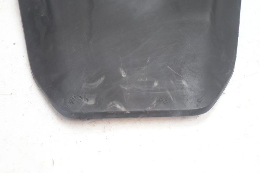 photo de PARAFANGO POSTERIORE HONDA FJS SILVER WING SILVERWING 400 (2005 - 2008) - Altra angolazione