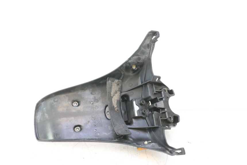 photo de PARAFANGO POSTERIORE PIAGGIO FLY 2T 50 (2004 - 2017) - Primo piano tecnico