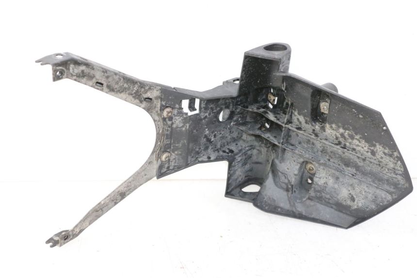 photo de PARAFANGO POSTERIORE YAMAHA FZ6 FAZER S2 600 (2007 - 2011) - Zoom sullo stato d'uso