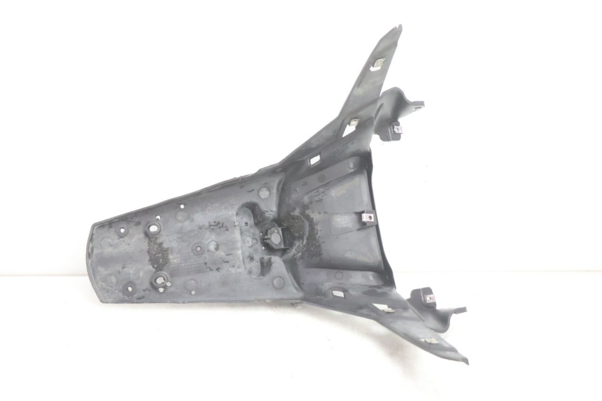 photo de PARAFANGO POSTERIORE GILERA GP 800 (2007 - 2013) - Ispezione visiva dettagliata