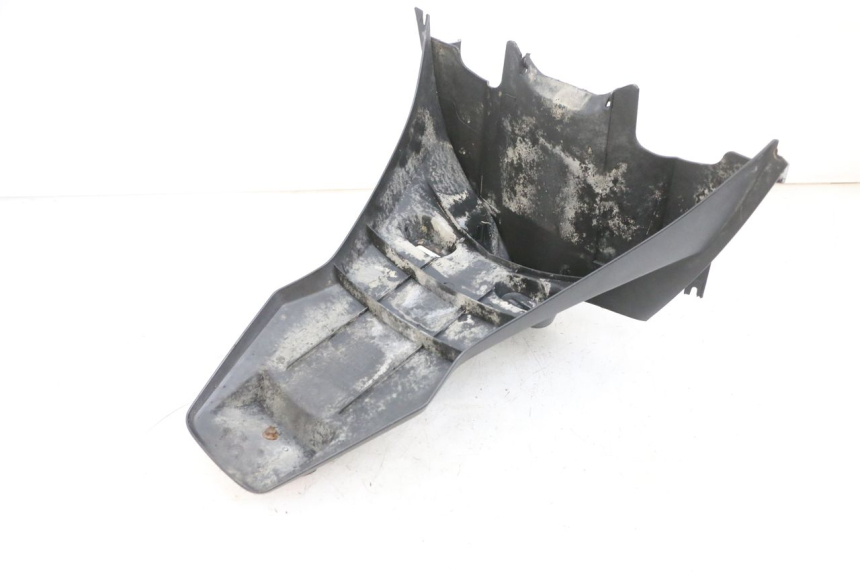 photo de PARAFANGO POSTERIORE SYM GTS EVO 125 (2009 - 2013) - Zoom sullo stato d'uso