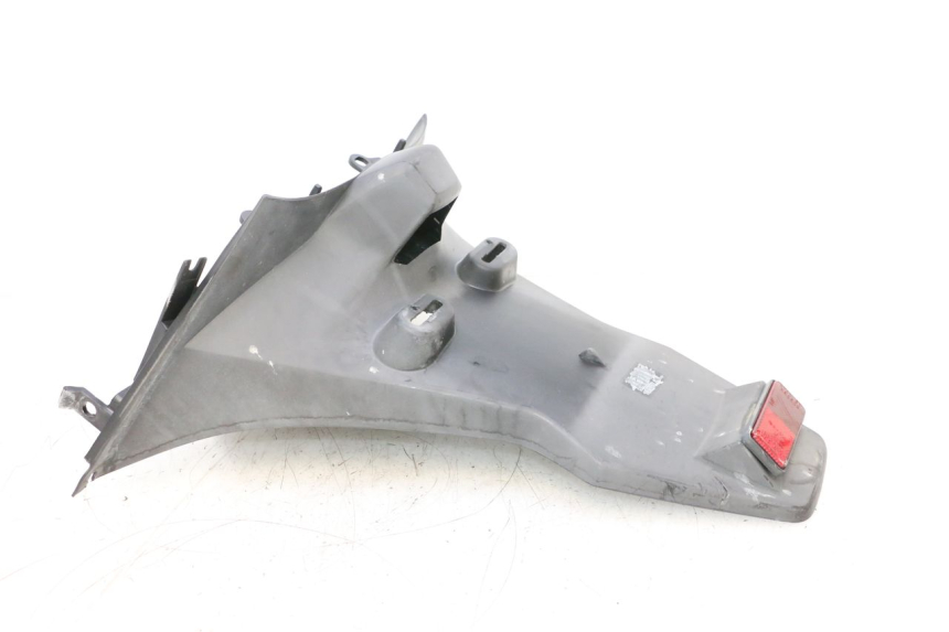 photo de PARAFANGO POSTERIORE SYM GTS EVO 125 (2009 - 2013) - Altra angolazione