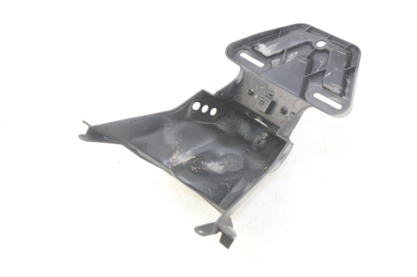 photo de PARAFANGO POSTERIORE YAMAHA HW XENTER 125 (2011 - 2017) - Dettaglio del componente