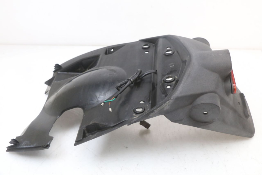 photo de PARAFANGO POSTERIORE PEUGEOT KISBEE 4T 50 (2018 - 2022) - Zoom sullo stato d'uso