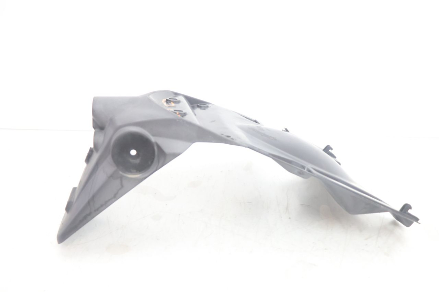 photo de PARAFANGO POSTERIORE PEUGEOT KISBEE 4T 50 (2018 - 2022) - Stato della superficie e materiale