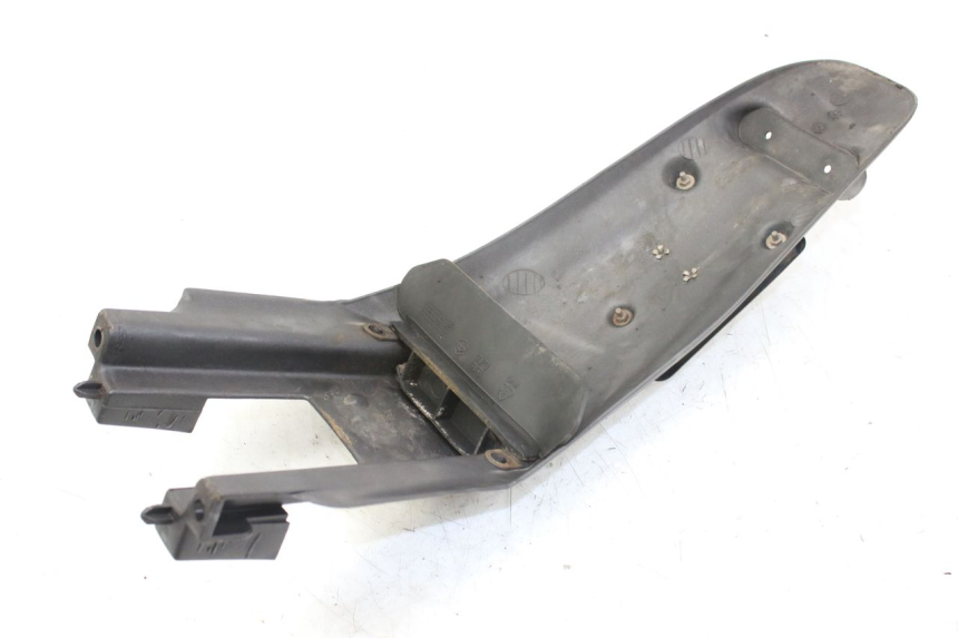 photo de PARAFANGO POSTERIORE PIAGGIO LIBERTY 4T 50 (2004 - 2008) - Zoom sullo stato d'uso