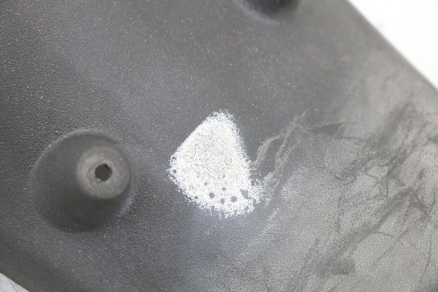 photo de PARAFANGO POSTERIORE PIAGGIO LIBERTY 4T 50 (2018 - 2021) - Primo piano tecnico