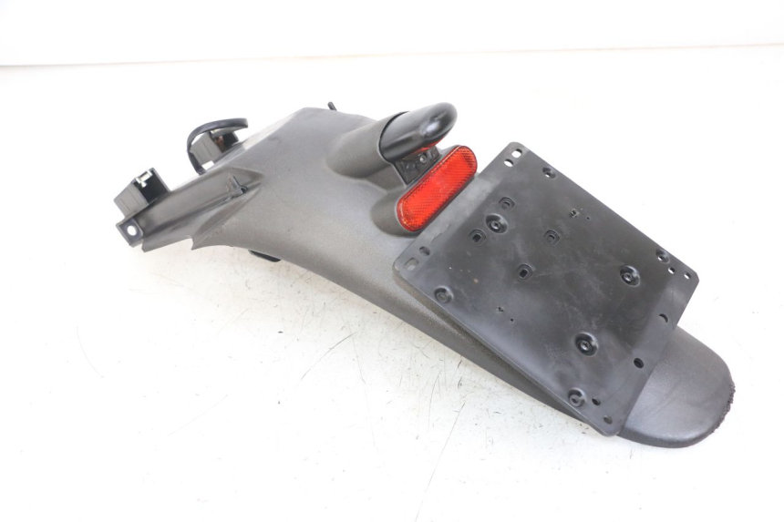 photo de PARAFANGO POSTERIORE PIAGGIO LIBERTY 125 (2009 - 2013) - Altra angolazione