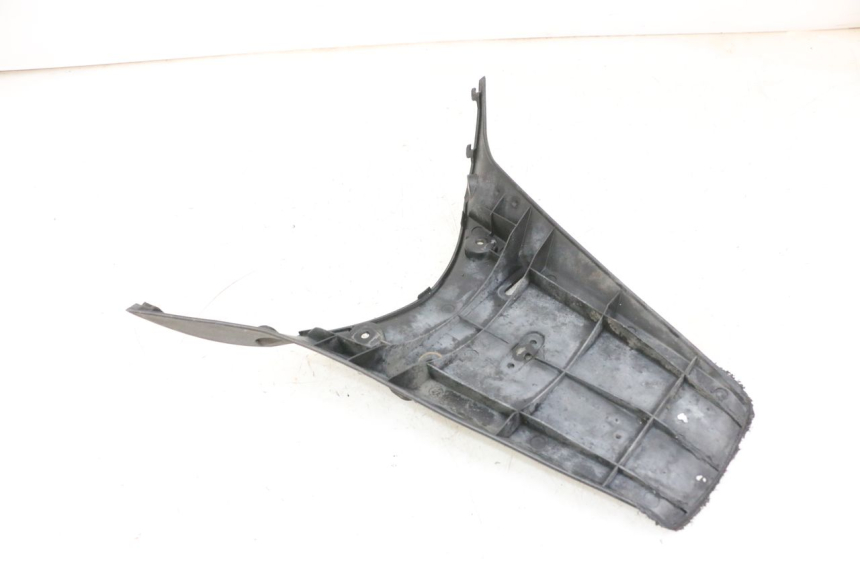 photo de PARAFANGO POSTERIORE KYMCO LIKE 125 (2009 - 2016) - Primo piano tecnico