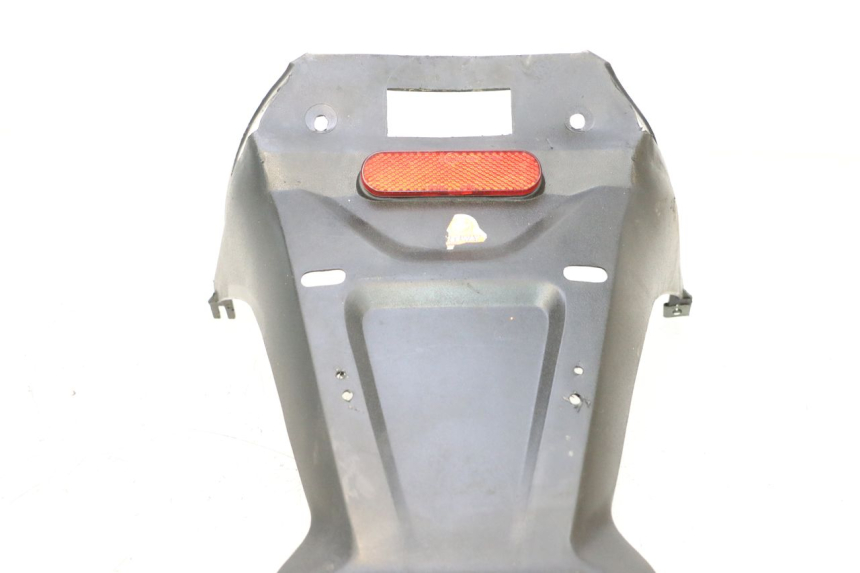 photo de PARAFANGO POSTERIORE KEEWAY MATRIX RX9 125 (2006 - 2007) - Primo piano tecnico