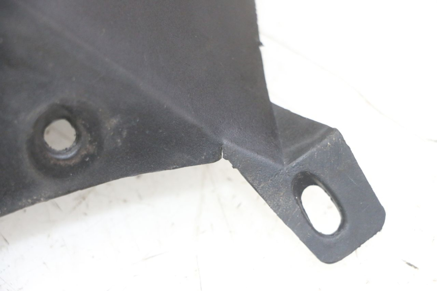 photo de PARAFANGO POSTERIORE MBK BOOSTER SPIRIT NAKED 50 (2004 - 2017) - Dettaglio del componente